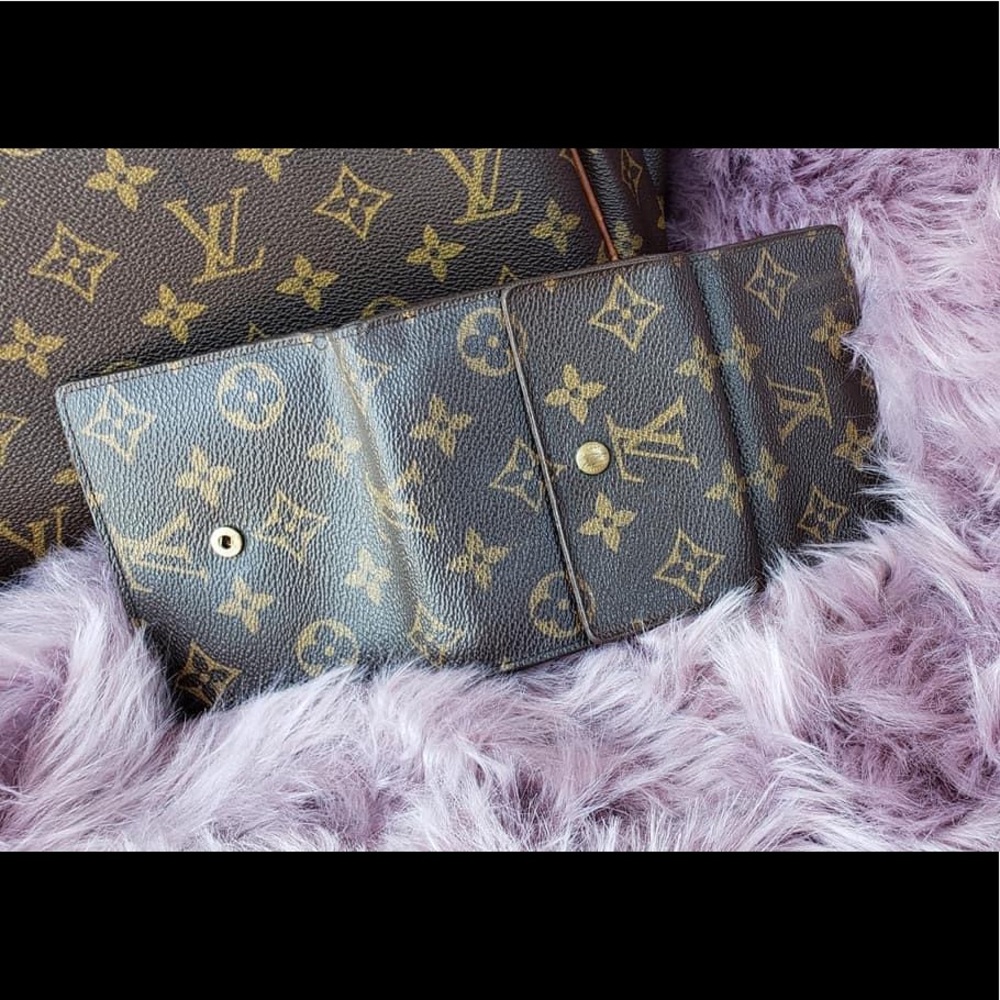 LV wallet